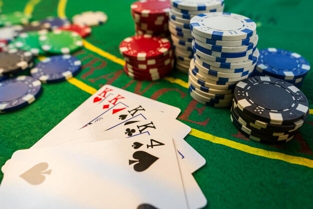 live dealer broadcast from lion slot HD studio showing blackjack table