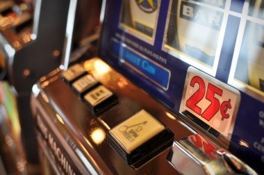 Recently Played table list on lion slot mobile app showing live blackjack and baccarat studios